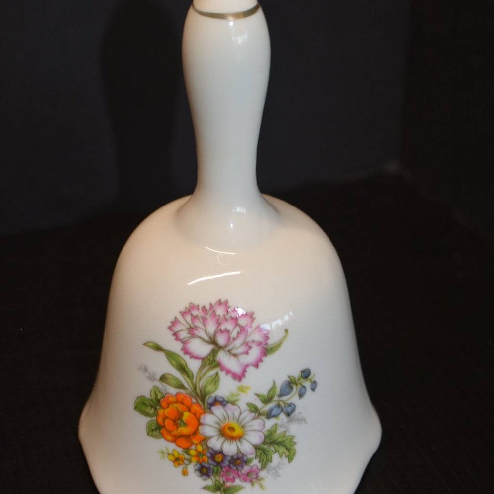 Vintage Farrah Taiwan Ceramic Porcelain Floral Wild Flowers Daisy Dinner Bell